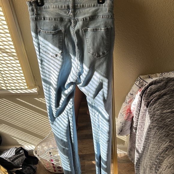 High-Waisted Jean with Rips - Picture 3 of 3